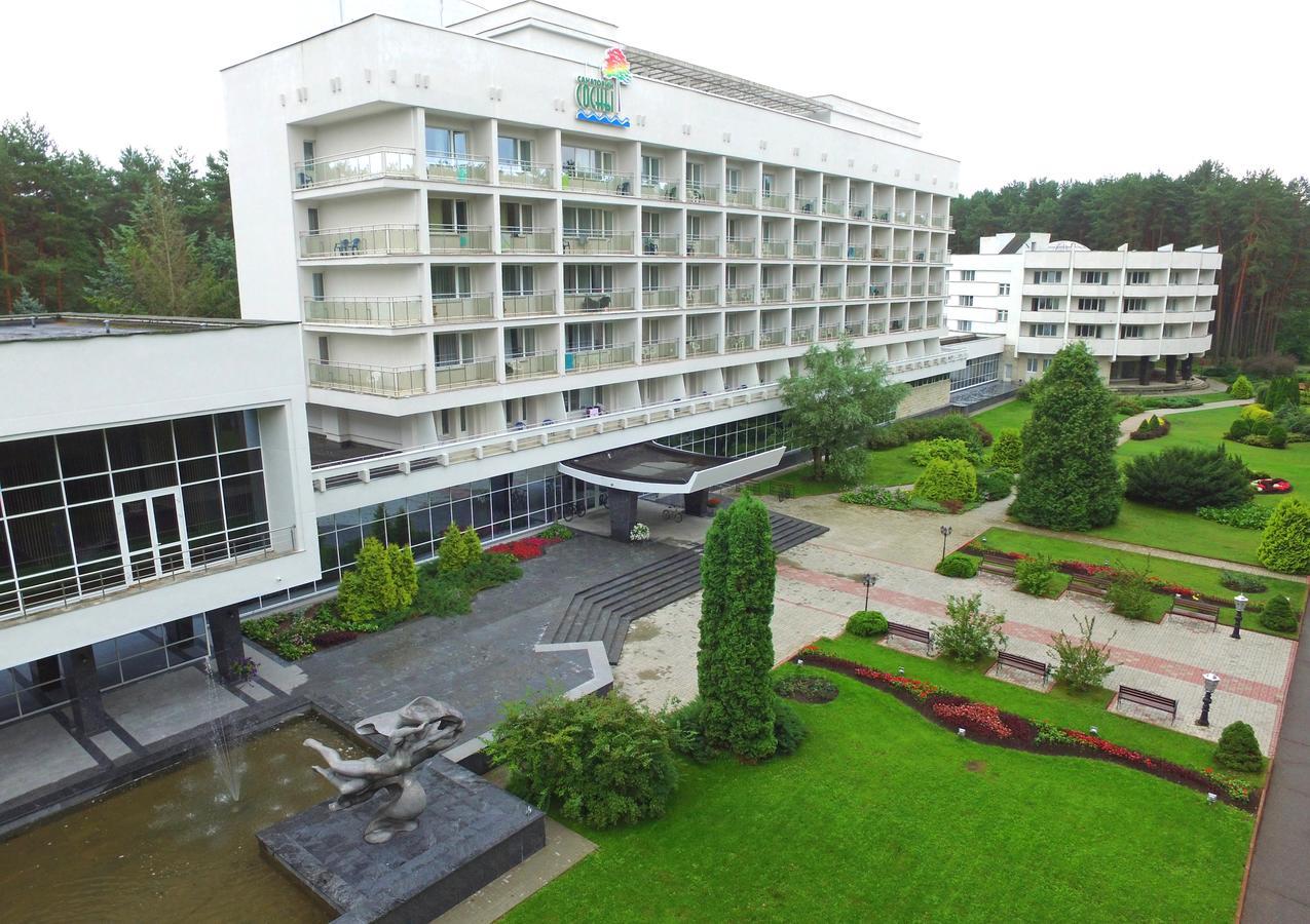 Sanatorii Sosny At Naroch Lake Hotel Gatovichi ภายนอก รูปภาพ
