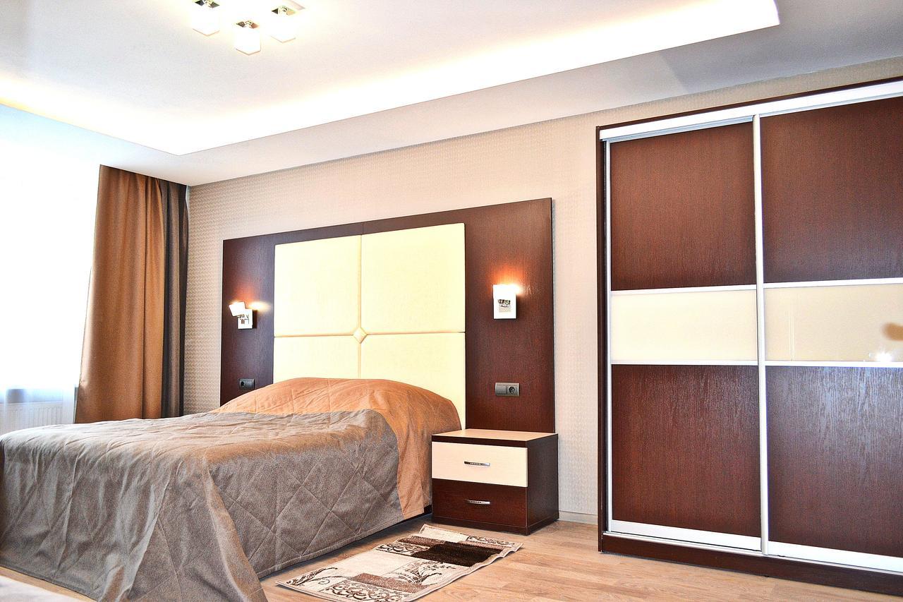 Sanatorii Sosny At Naroch Lake Hotel Gatovichi ภายนอก รูปภาพ